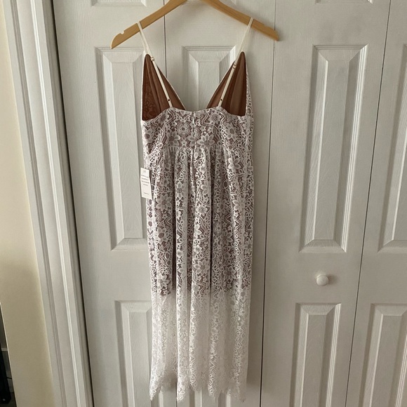 NWT: For Love & Lemons White Lace Dress - Picture 3 of 5